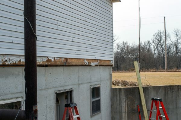 House Foundation Leveling in Elgin