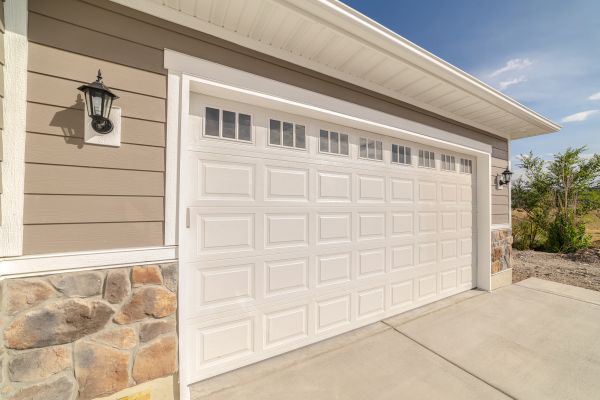 Garage Lifting in Elgin